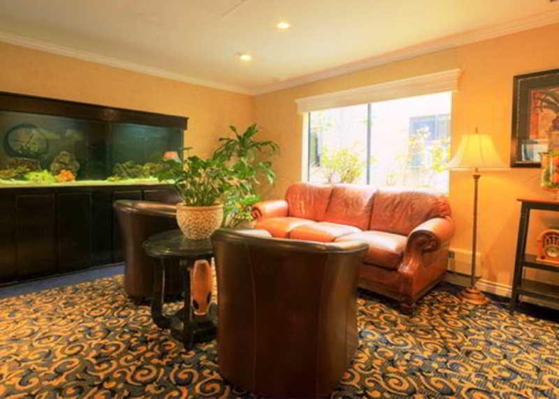 Comfort Inn Gaslamp Convention Center San Diego Room photo